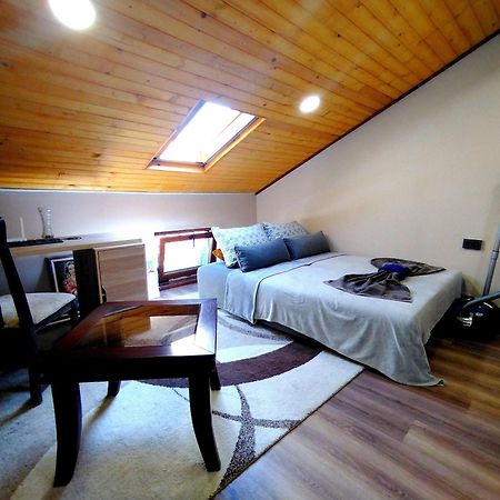 Low Budget Apartment With Breakfast Варна Екстериор снимка